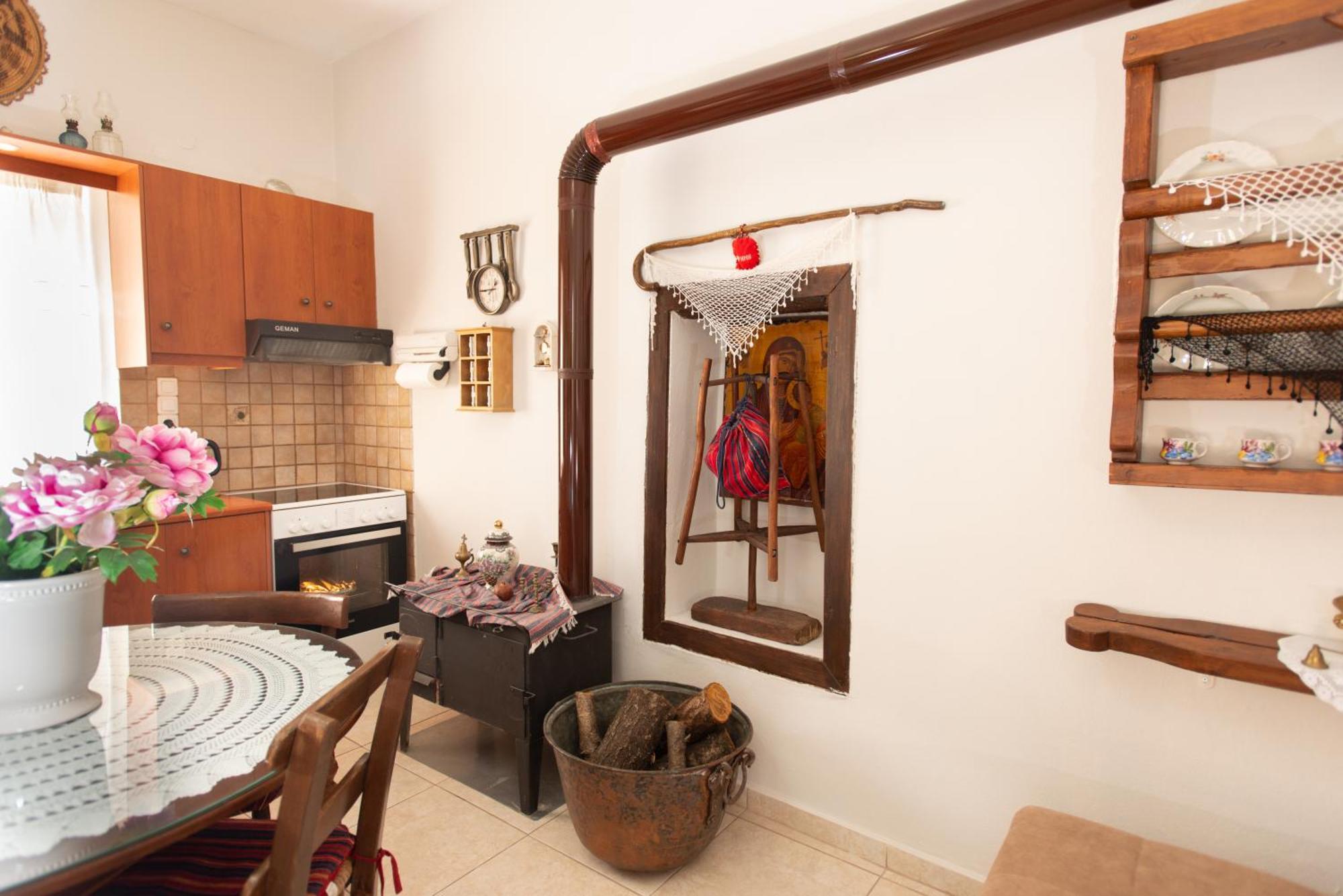 Eirini'S Traditional House Listaros Экстерьер фото