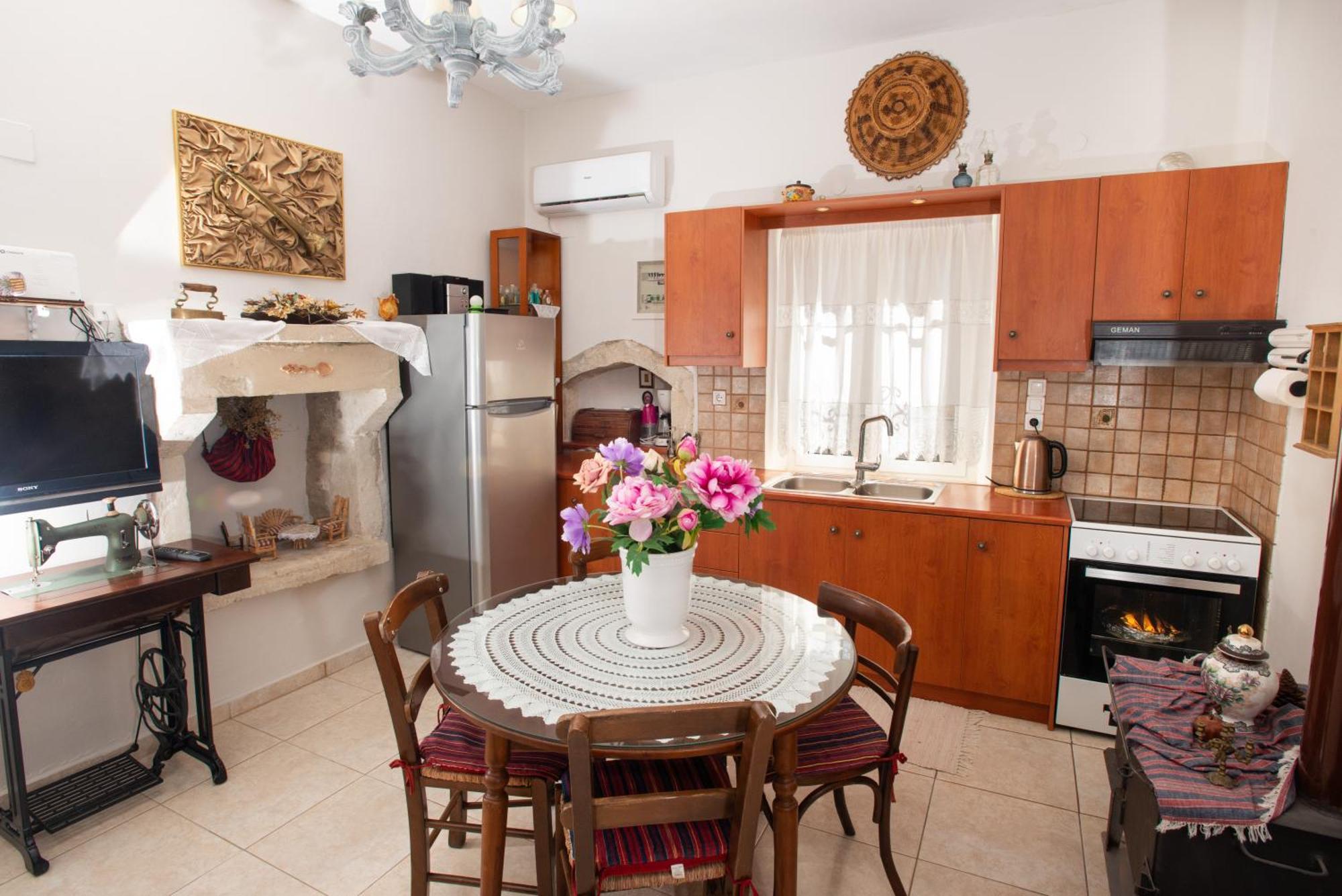 Eirini'S Traditional House Listaros Экстерьер фото